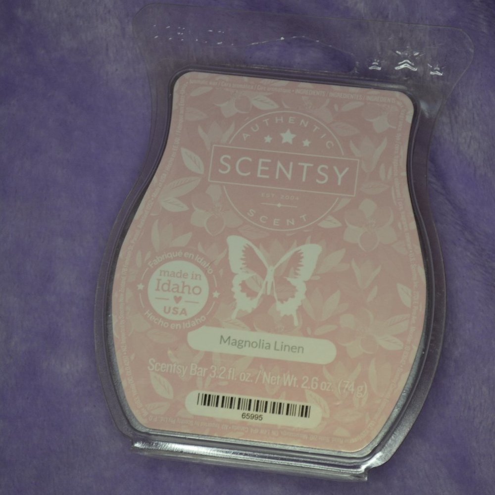 Wax Bar Magnolia Linen